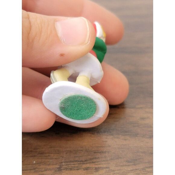 Ice skating mom woman skater Village accessory Xmas decor - Picture 4 of 4